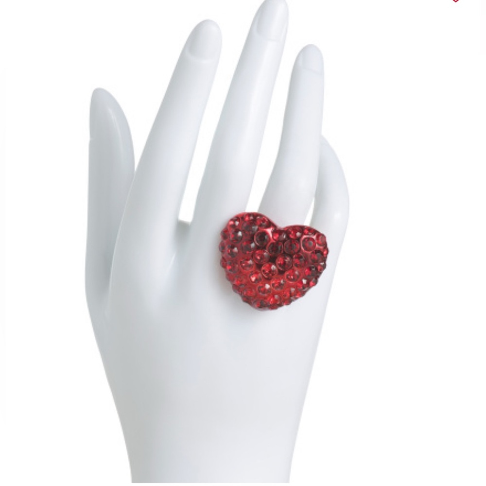 BETSEY JOHNSON PAVE CRYSTAL HEART STRETCH RING - NWT